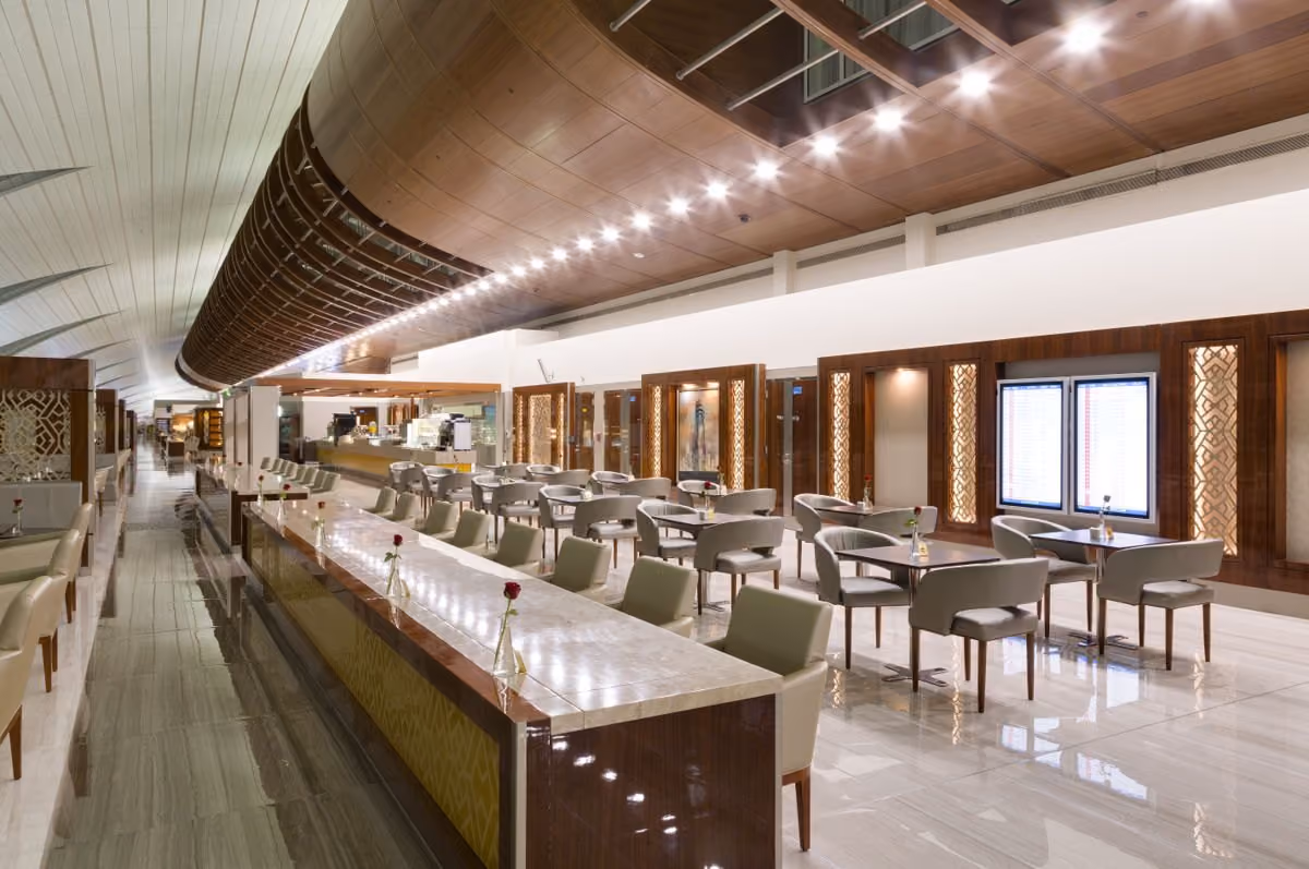 The dining room, in the Emirates business class lounge at Dubai International
