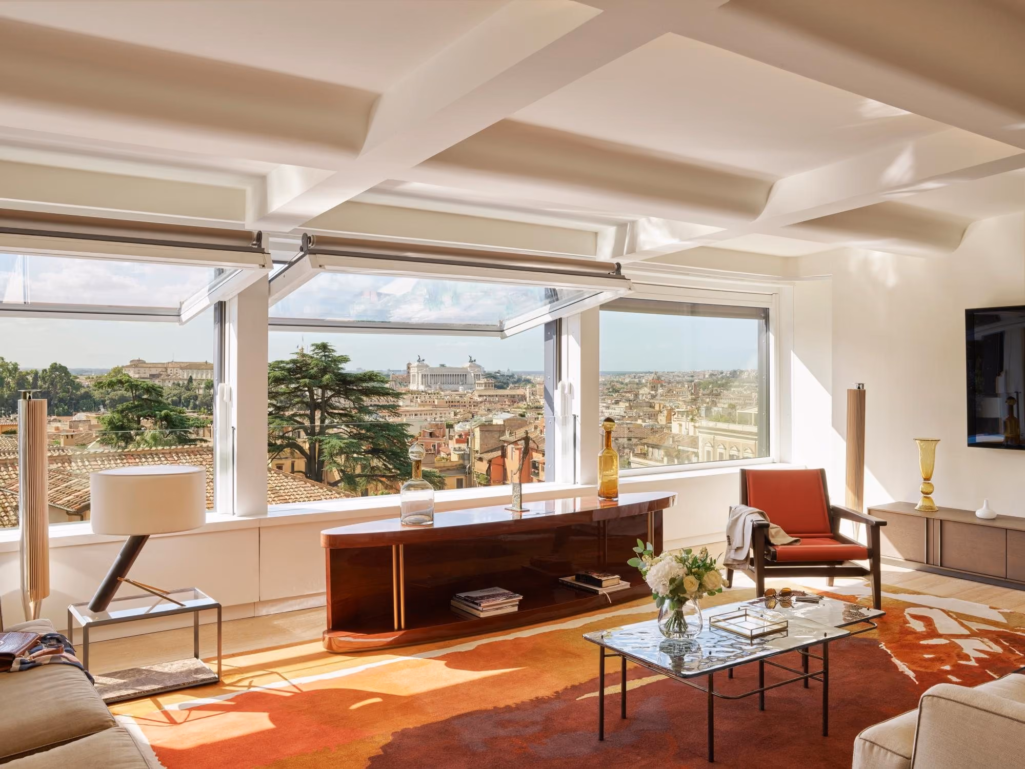 Hotel Eden, Bellavista Penthouse Suite living room and view