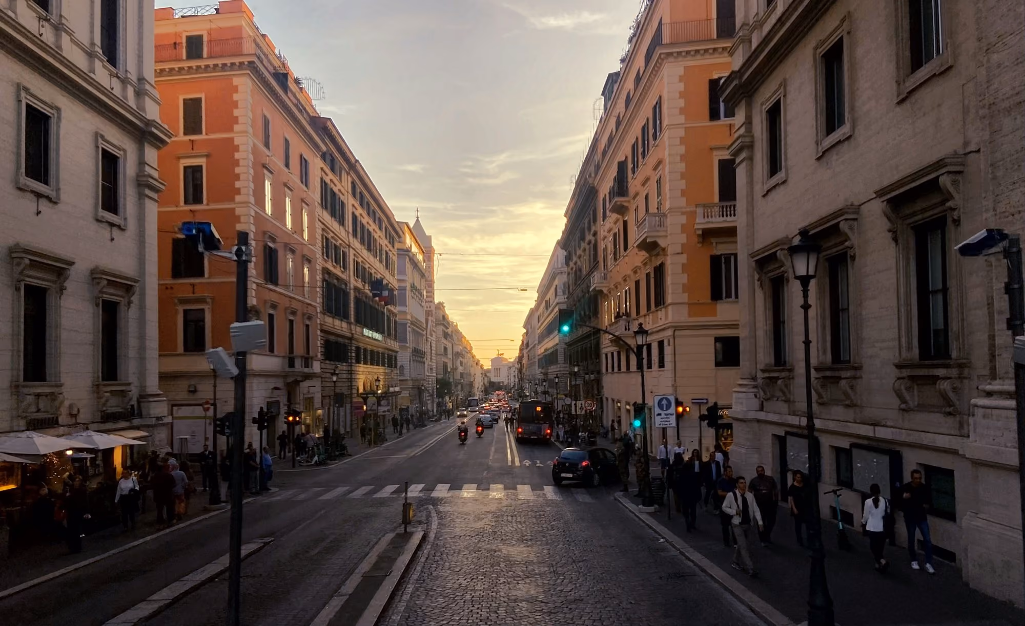Near Six Senses Rome: a busy city street